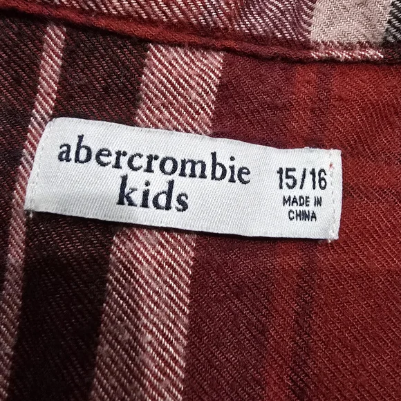 Abercrombie Kids Red and Black Plaid Button Up Shirt Girls Size 15/16 - Picture 2 of 4